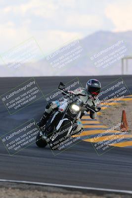 media/Oct-03-2022-Moto Forza (Mon) [[5f077a3730]]/Intermediate Group/Session 5 (Turn 12)/